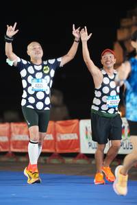 BIB: 4220, 40283
                            <button type="button" onclick="openModal(19758849)" class="btn btn-primary btn-sm float-right btn-popup" data-toggle="modal" data-target=".modal-high-quality">
                        <i class="fas fa-shopping-cart"></i> Add to Cart
                    </button>
                                            <button type="button" onclick="isThisMe(19758849, true)" class="btn btn-success btn-sm float-right btn-popup btn-isme hidden" data-toggle="tooltip" data-placement="bottom" title="นี่คือรูปของคุณใช่ไหม คลิกที่นี่เพื่อเอาเข้าอัลบั้ม">
                        <i class="fas fa-plus"></i> Add to album
                    </button>
                    <button type="button" onclick="isThisMe(19758849, false)" class="btn btn-warning btn-sm float-right btn-popup btn-isnotme hidden">
                        <i class="fas fa-ban"></i> Remove from album
                    </button>